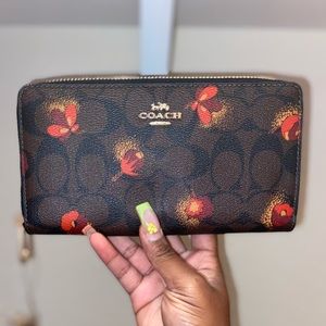 Coach Long Zip Around Wallet In Signature Canvas W/ Pop Floral Print